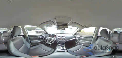 2016 Nissan Altima 2.5 z USA, uszkodzony, nr VIN 1N4AL3AP0GC285953